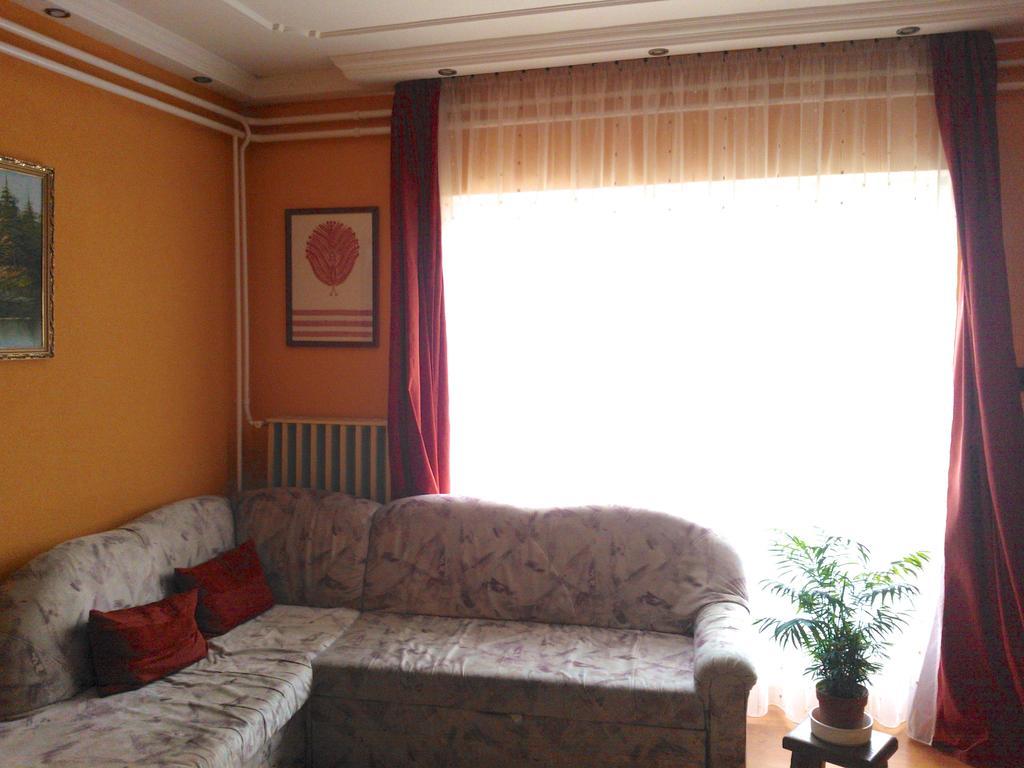 Valentin Vendeghaz Hotell Balatonlelle Rom bilde