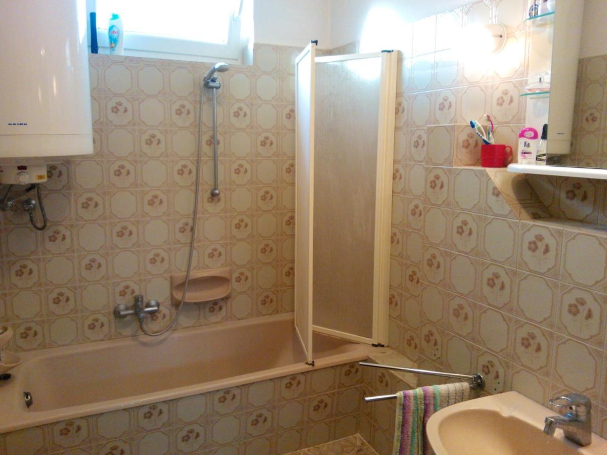 Valentin Vendeghaz Hotell Balatonlelle Rom bilde