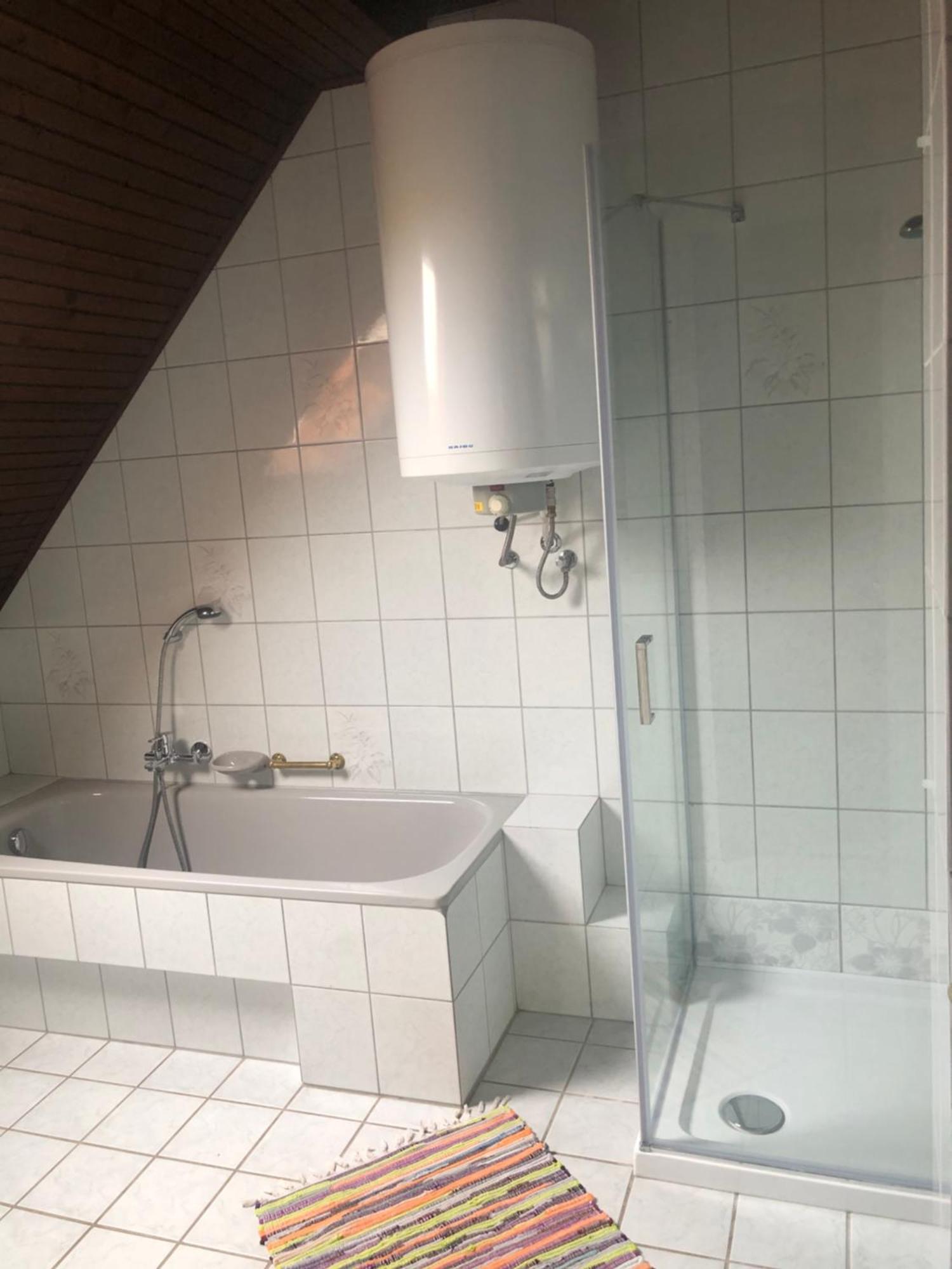 Valentin Vendeghaz Hotell Balatonlelle Eksteriør bilde
